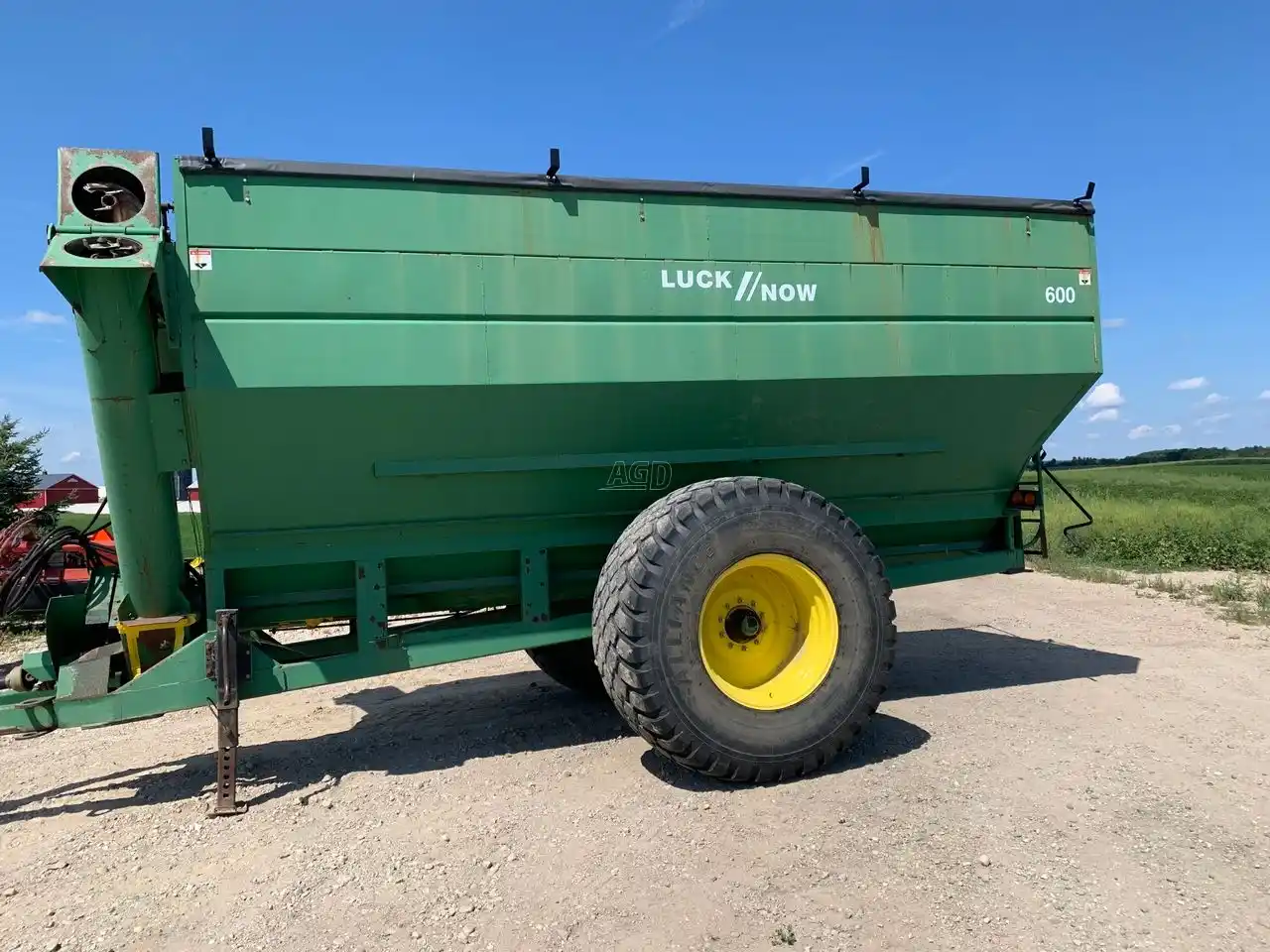 Gallery image 2 for Used Lucknow 600 Grain Cart