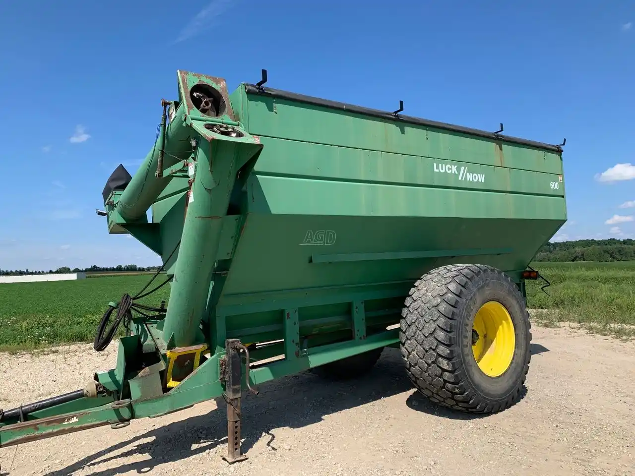Gallery image 1 for Used Lucknow 600 Grain Cart