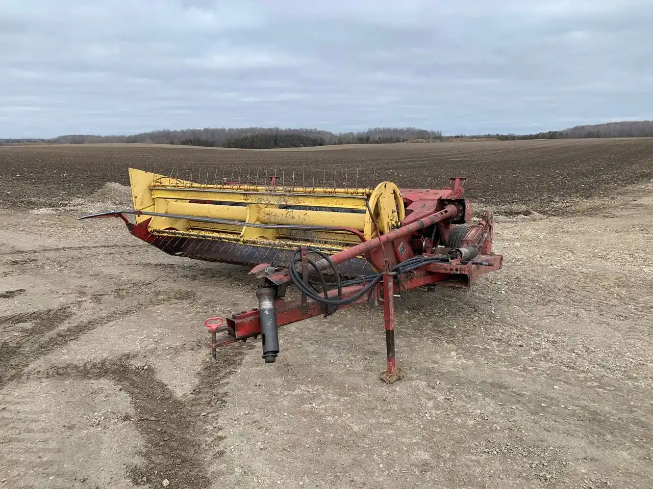 Gallery image 2 for Used New Holland 488 Mower Conditioner