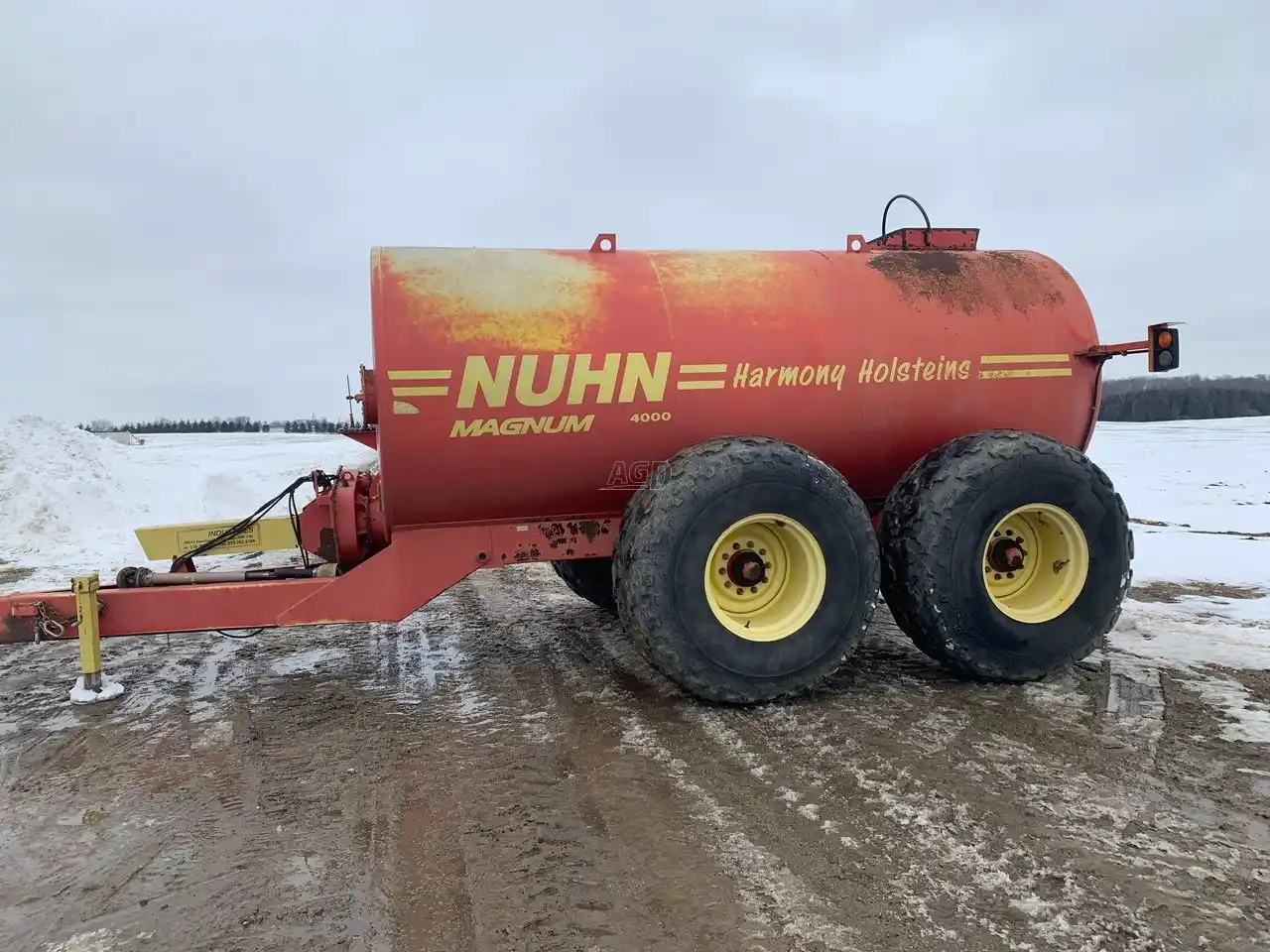 Gallery image 2 for Used Nuhn 4000 Manure Spreader Liquid