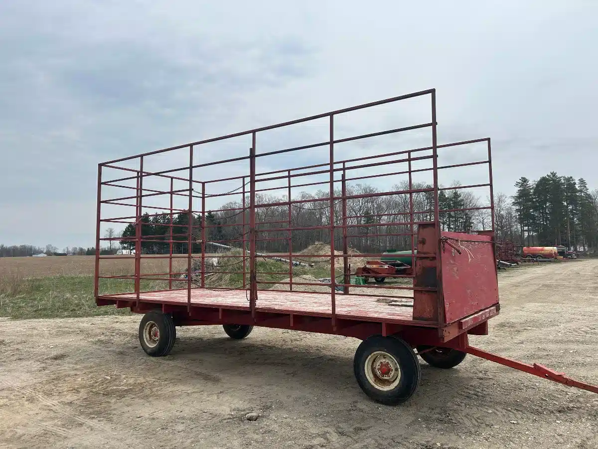 Gallery image 2 for Used 8X20 Bale Throw Rack