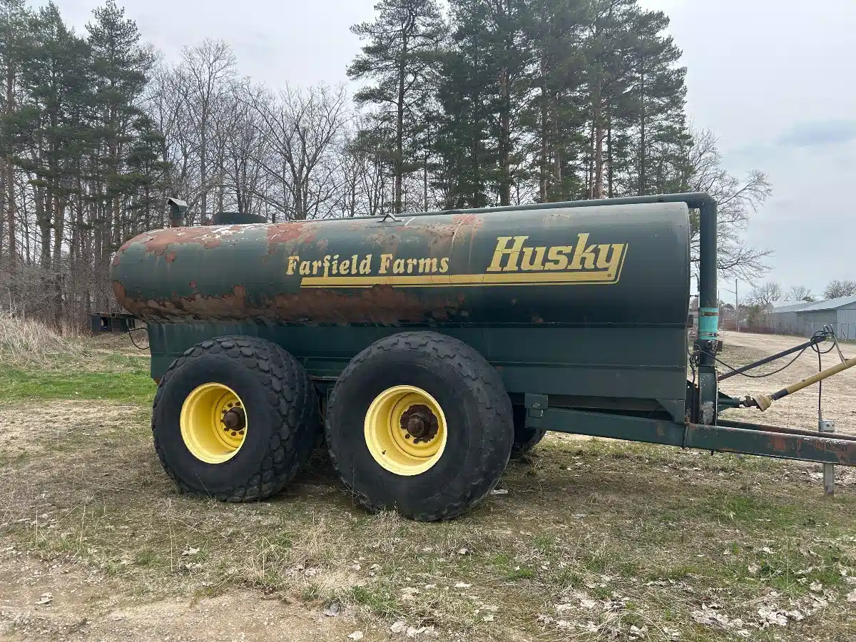 Gallery image 1 for Used Husky 5000 Manure Spreader Liquid