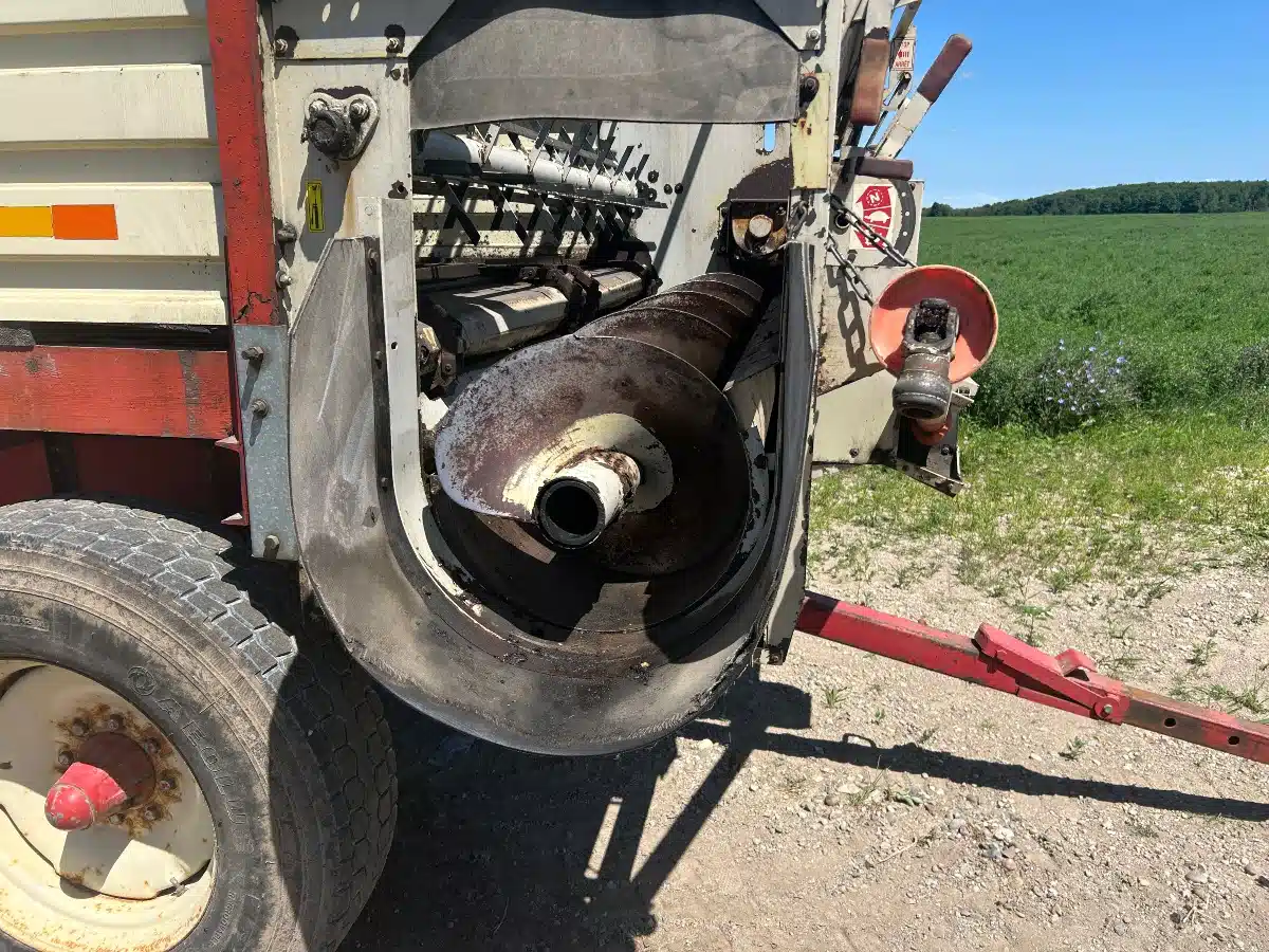 Gallery image 2 for Used Dion 1018SE Forage Box