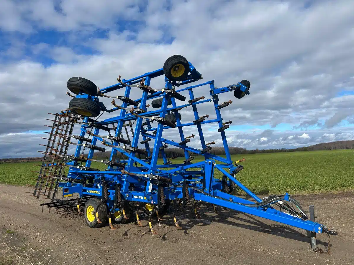 Used Landoll 9630 Cultivator