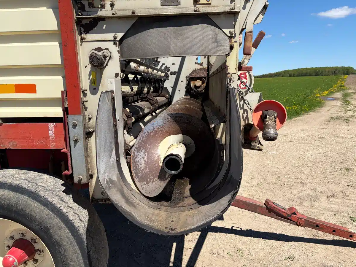 Gallery image 2 for Dion 1018SE Forage Box