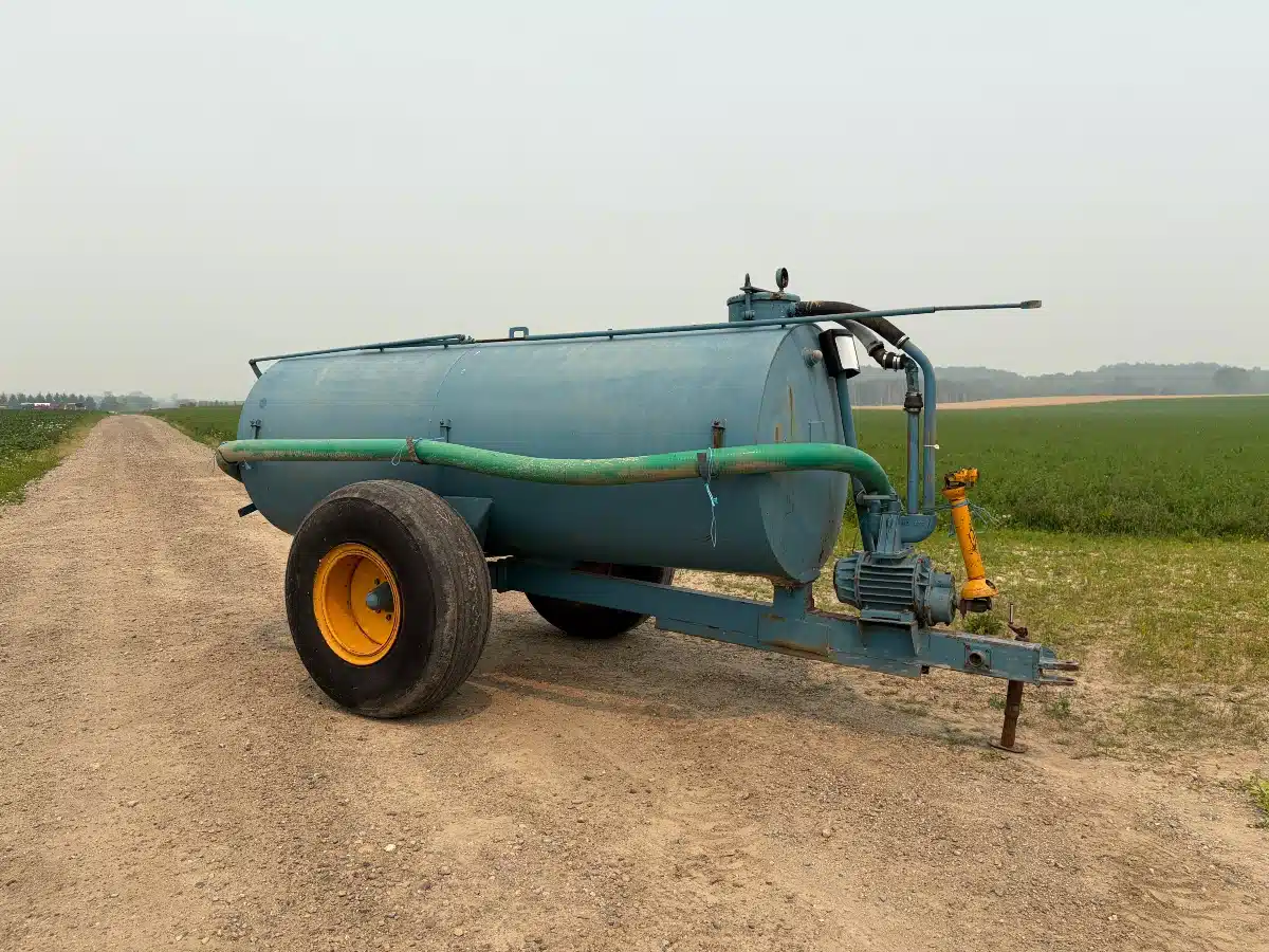 Photo de la Galerie 1 pour 1000 Gal Vacuum Tank Aspirateur