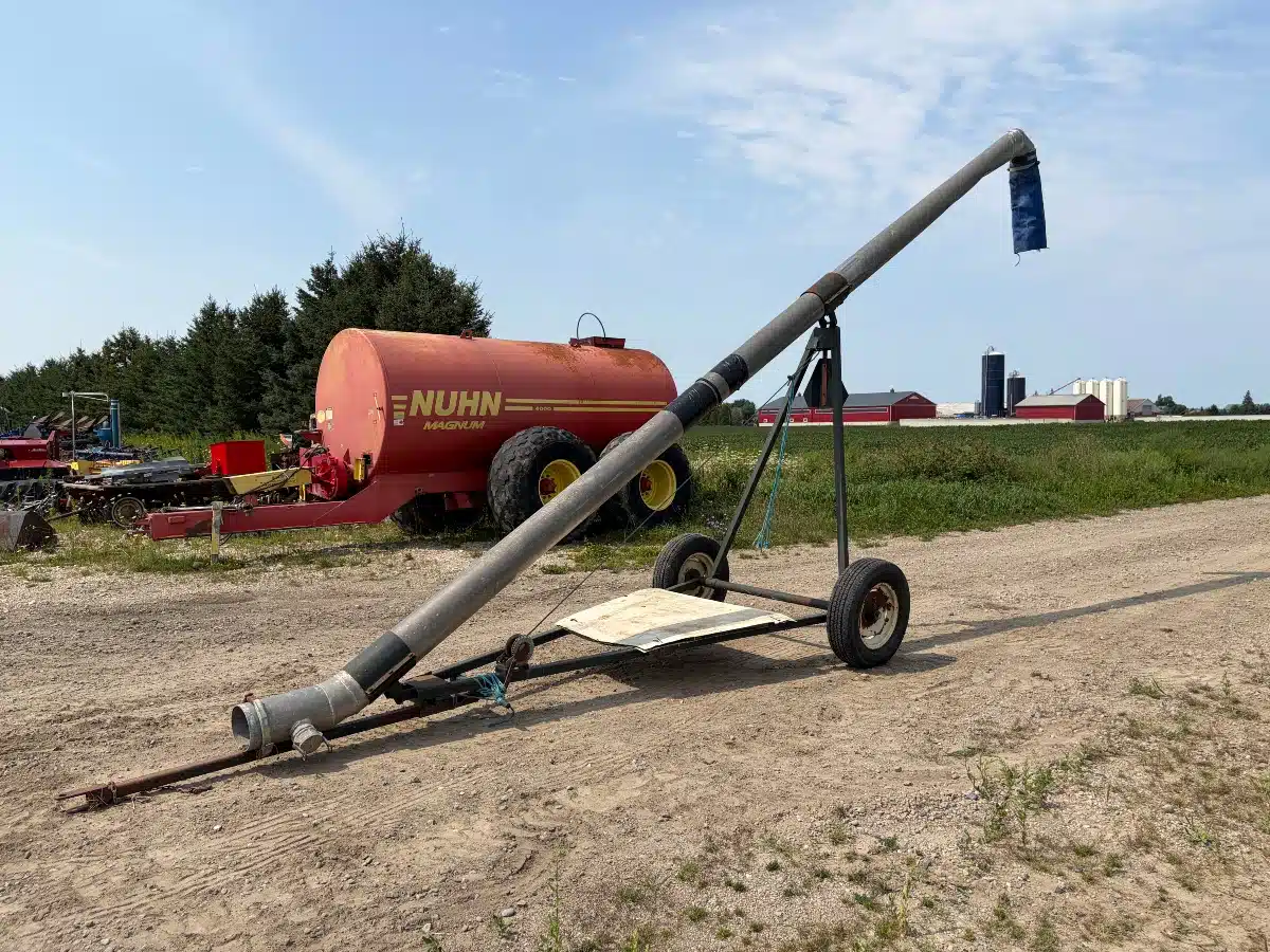 Photo de la Galerie 2 pour Husky 8"x25' Fill Pipe