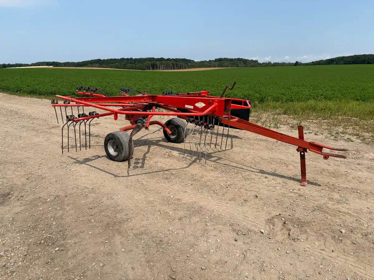 Gallery image 1 for Kuhn GA 300 GT Rake