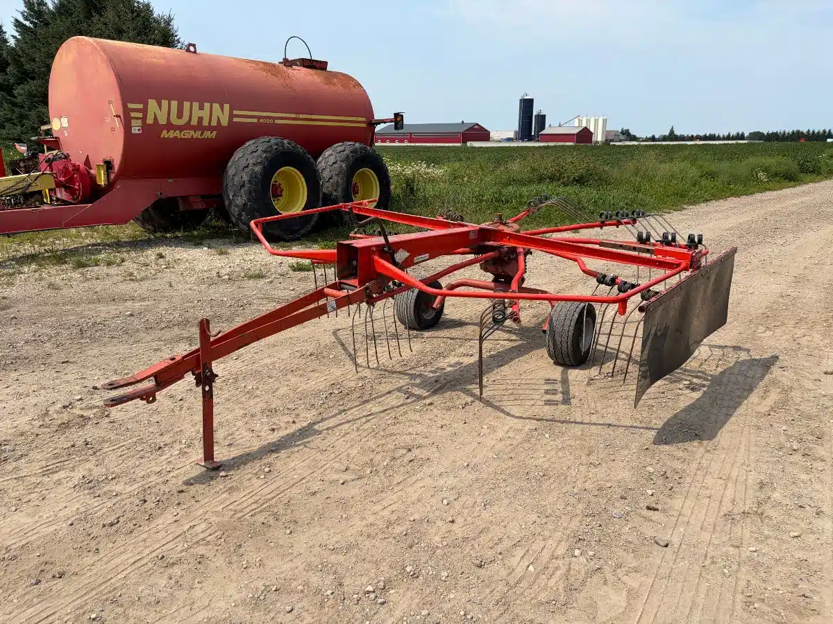 Gallery image 2 for Kuhn GA 300 GT Rake