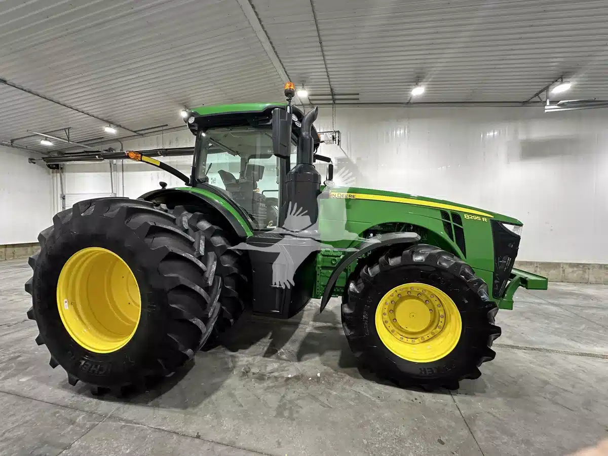 Gallery image 2 for Used 2017 John Deere 8295R Tractor