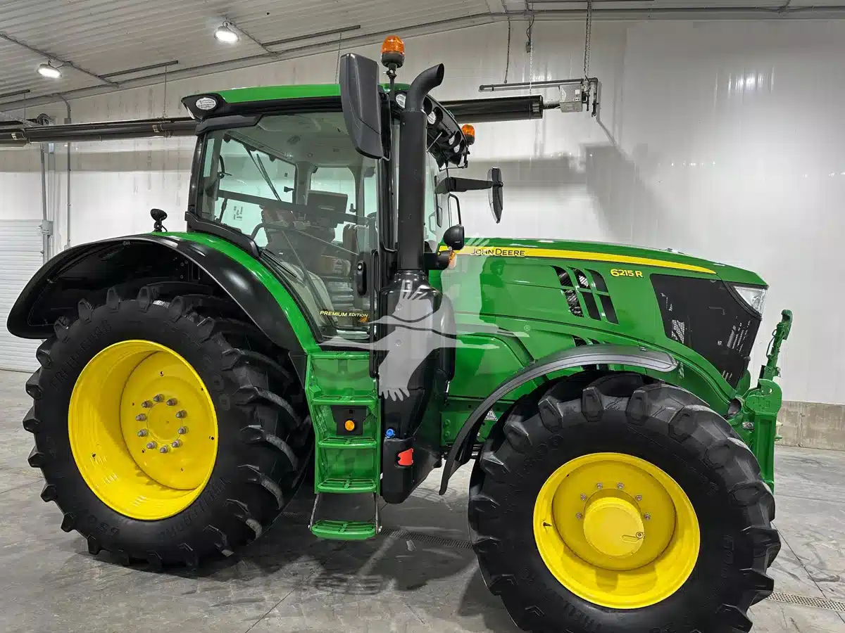 Gallery image 2 for Used 2021 John Deere 6215R Tractor