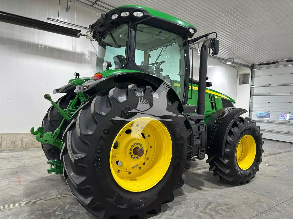 Gallery image 2 for Used 2012 John Deere 7280R Tractor