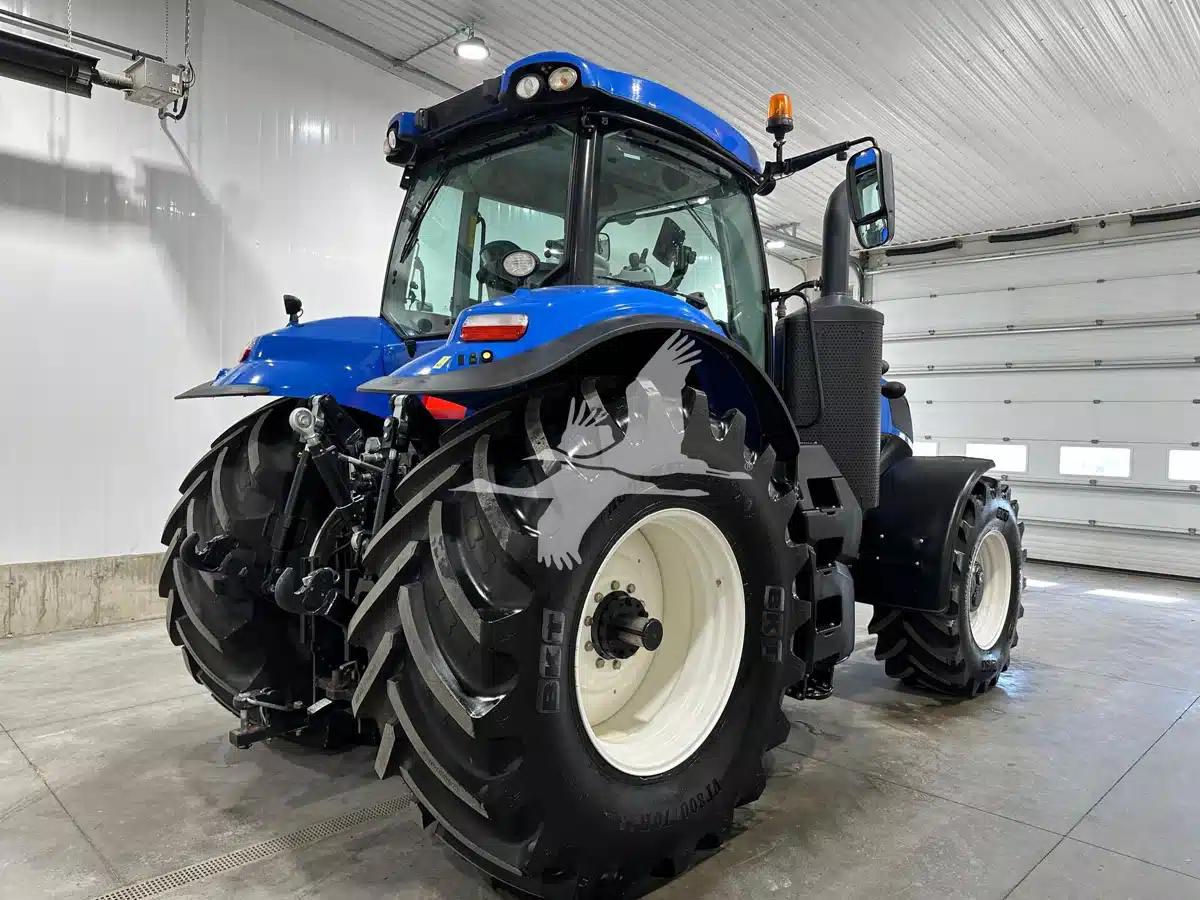Gallery image 2 for Used 2017 New Holland T8.380 Tractor