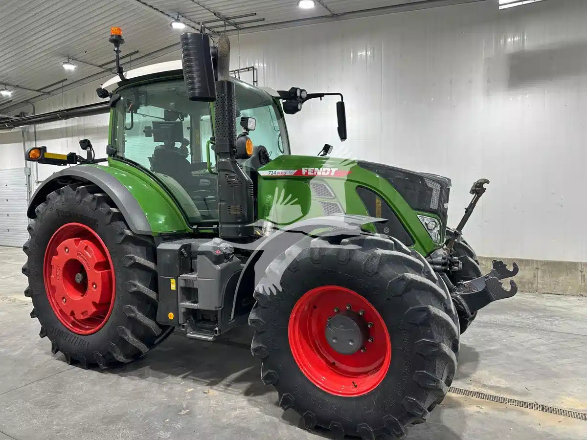 Gallery image 1 for Used 2023 Fendt 724 VARIO Tractor