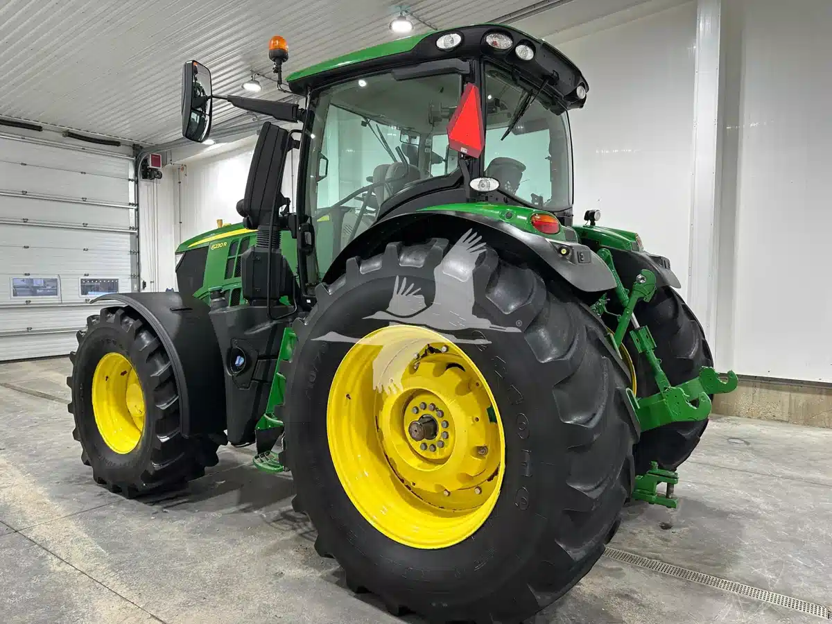 Gallery image 2 for Used 2021 John Deere 6230 Tractor