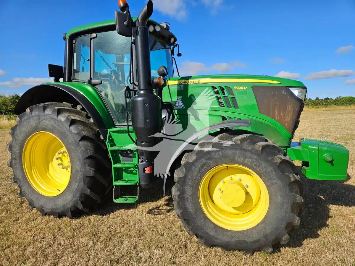 Gallery image 1 for Used 2017 John Deere 6195M Tractor