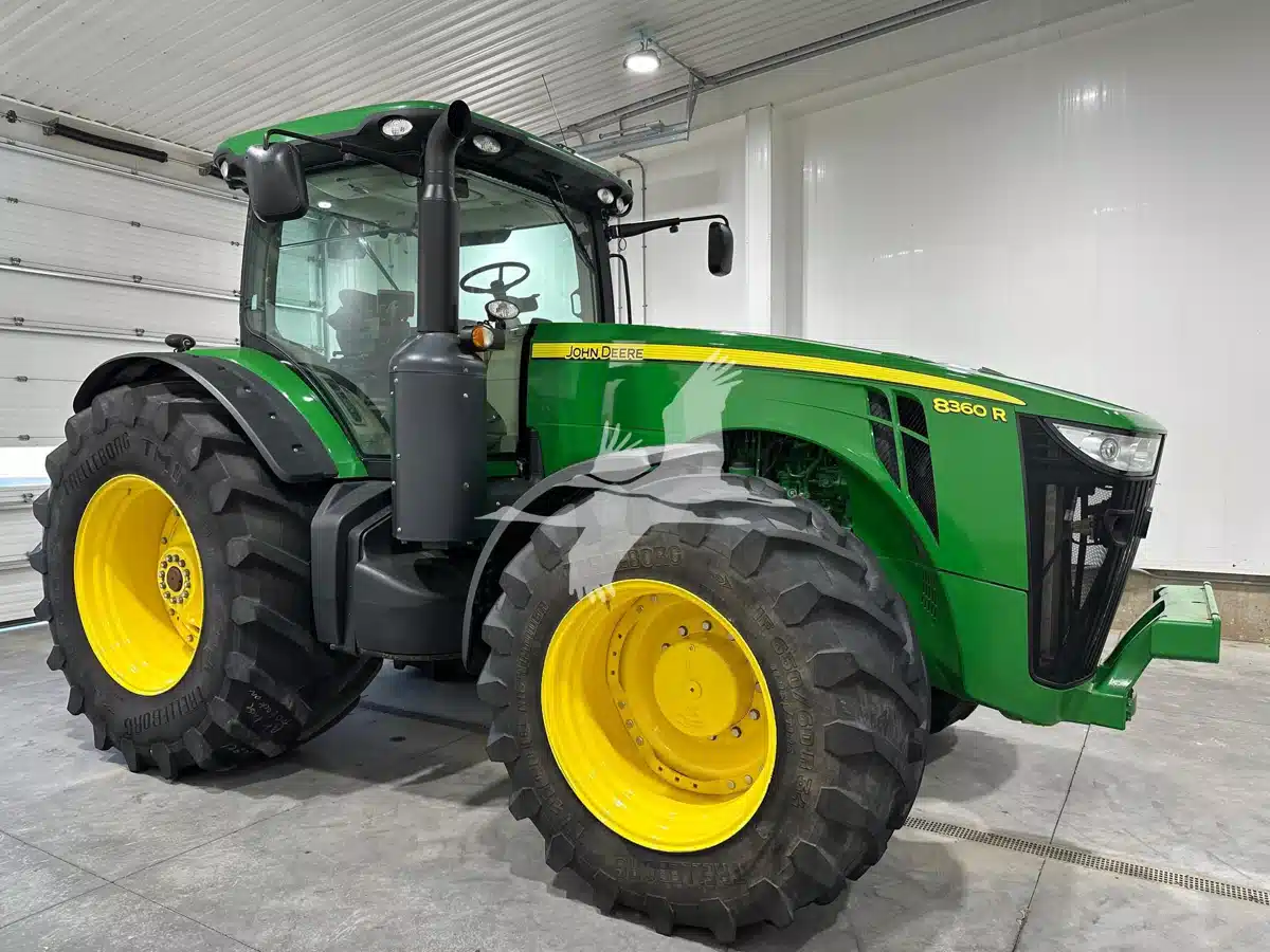 Gallery image 1 for Used 2011 John Deere 8360R Tractor