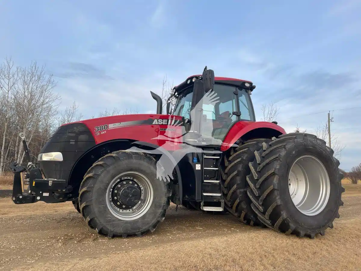 Gallery image 2 for Used 2018 Case IH MAGNUM 380 CVT Tractor