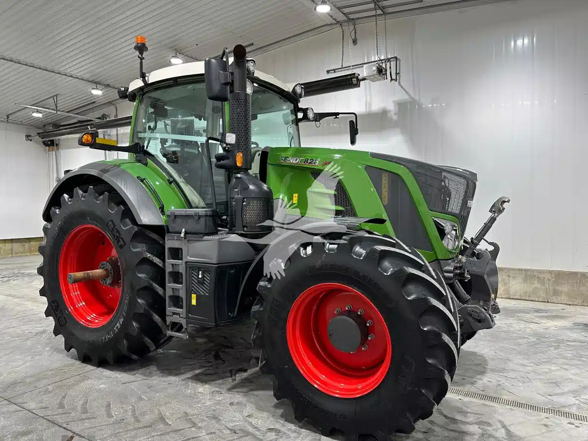 Gallery image 1 for 2022 Fendt 828 VARIO Tractor