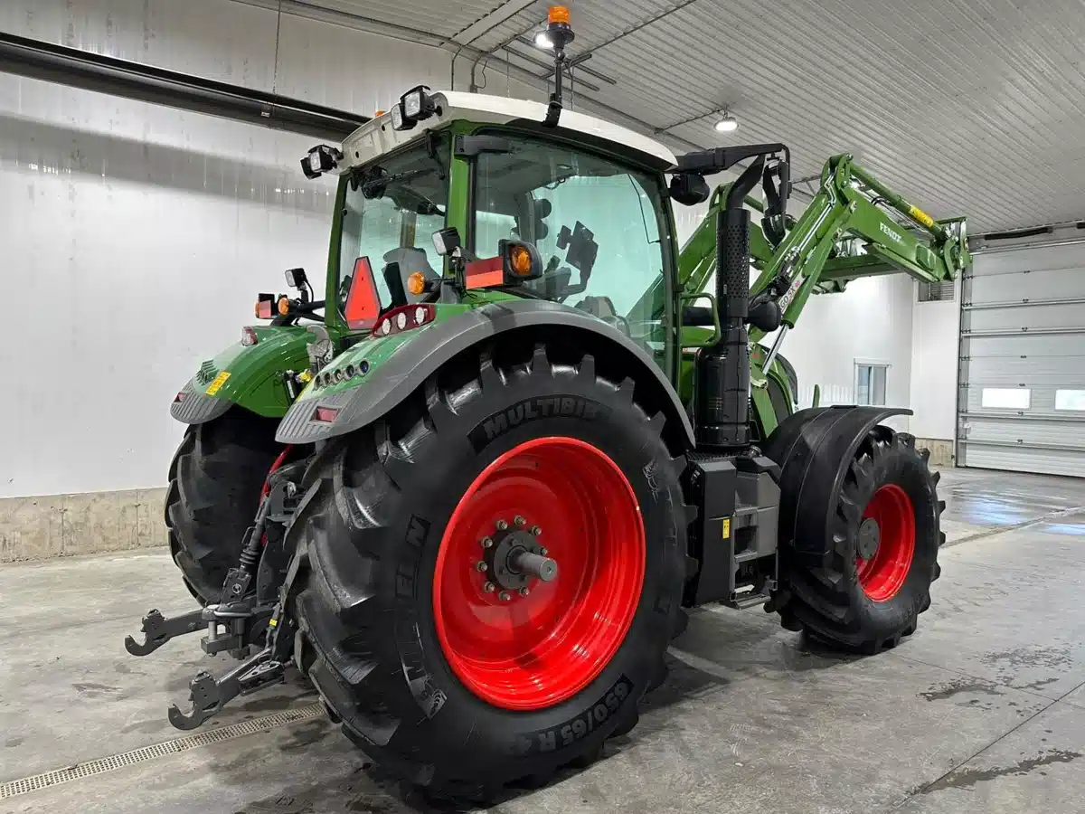 Gallery image 2 for 2023 Fendt 718 VARIO Tractor