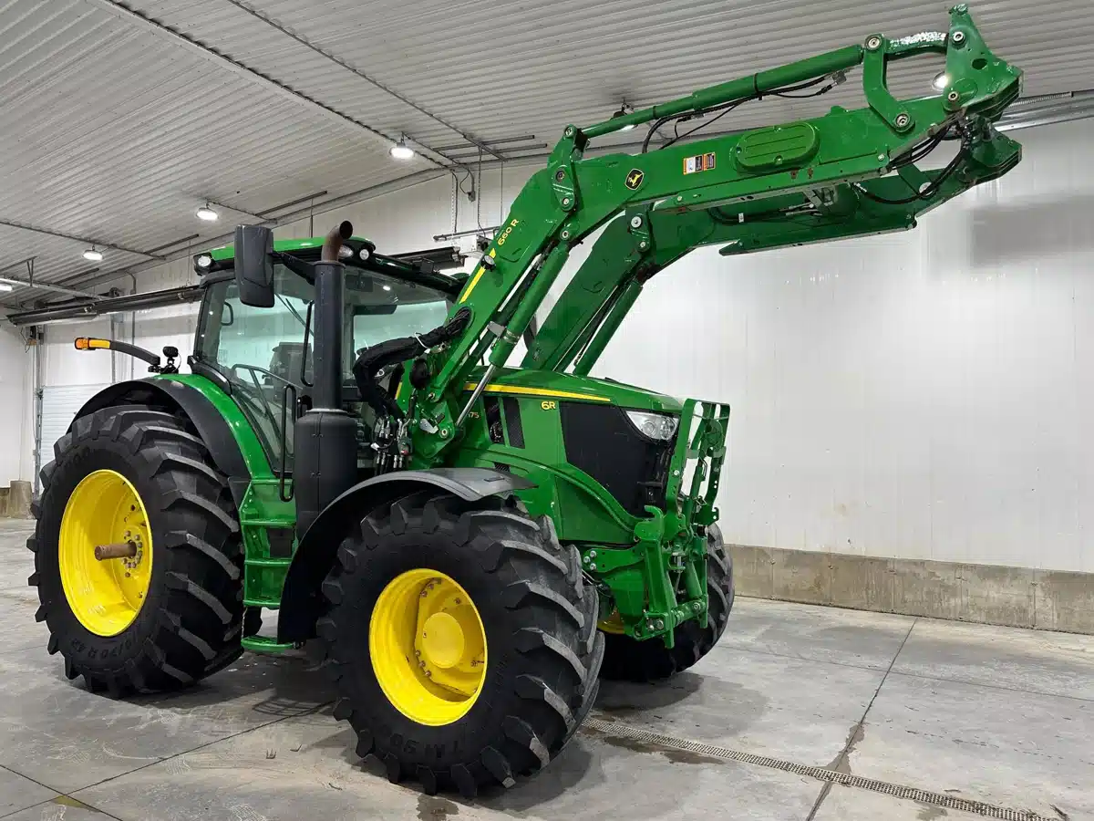 Photo de la Galerie 1 pour 2023 John Deere 6R 175 Tracteur