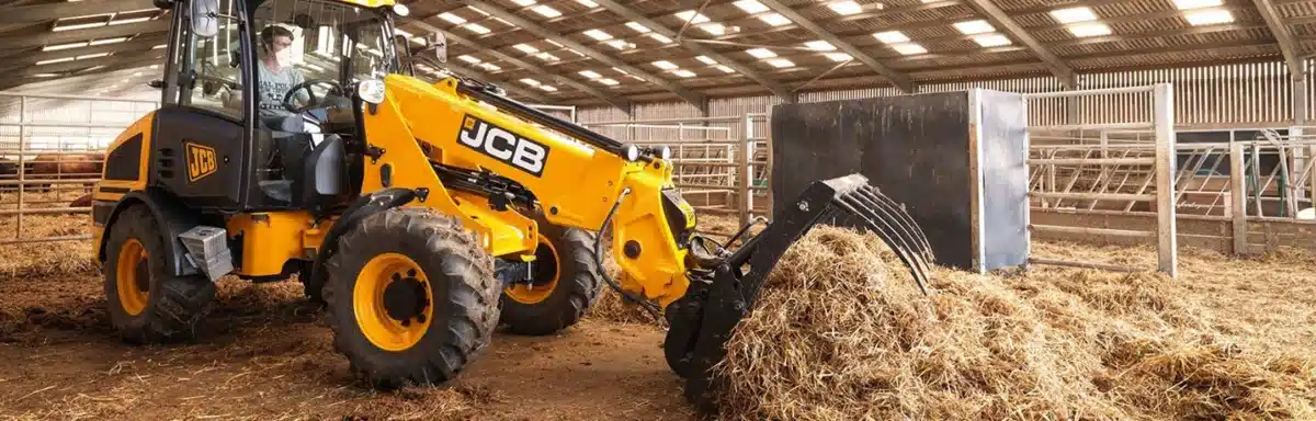 Gallery image 2 for New 2024 JCB TM220 AGRI TeleHandler