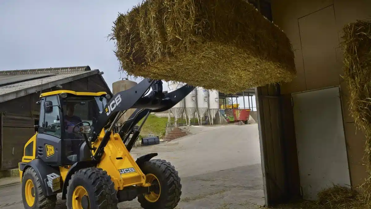 Gallery image 1 for New 2024 JCB 409 AGRI Wheel Loader
