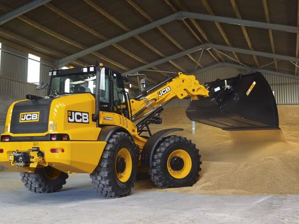 Gallery image 2 for New 2024 JCB TM420 TeleHandler