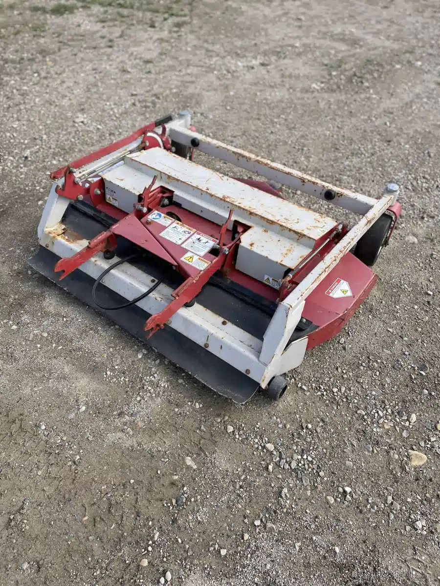 Gallery image 2 for Used Ventrac LK520 Mower - Finishing