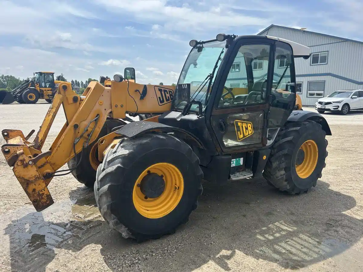 Gallery image 1 for Used 2008 JCB 541-70 TeleHandler
