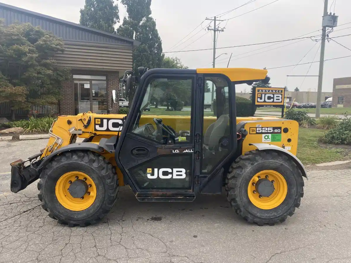 Gallery image 1 for Used 2015 JCB 525-60 TeleHandler