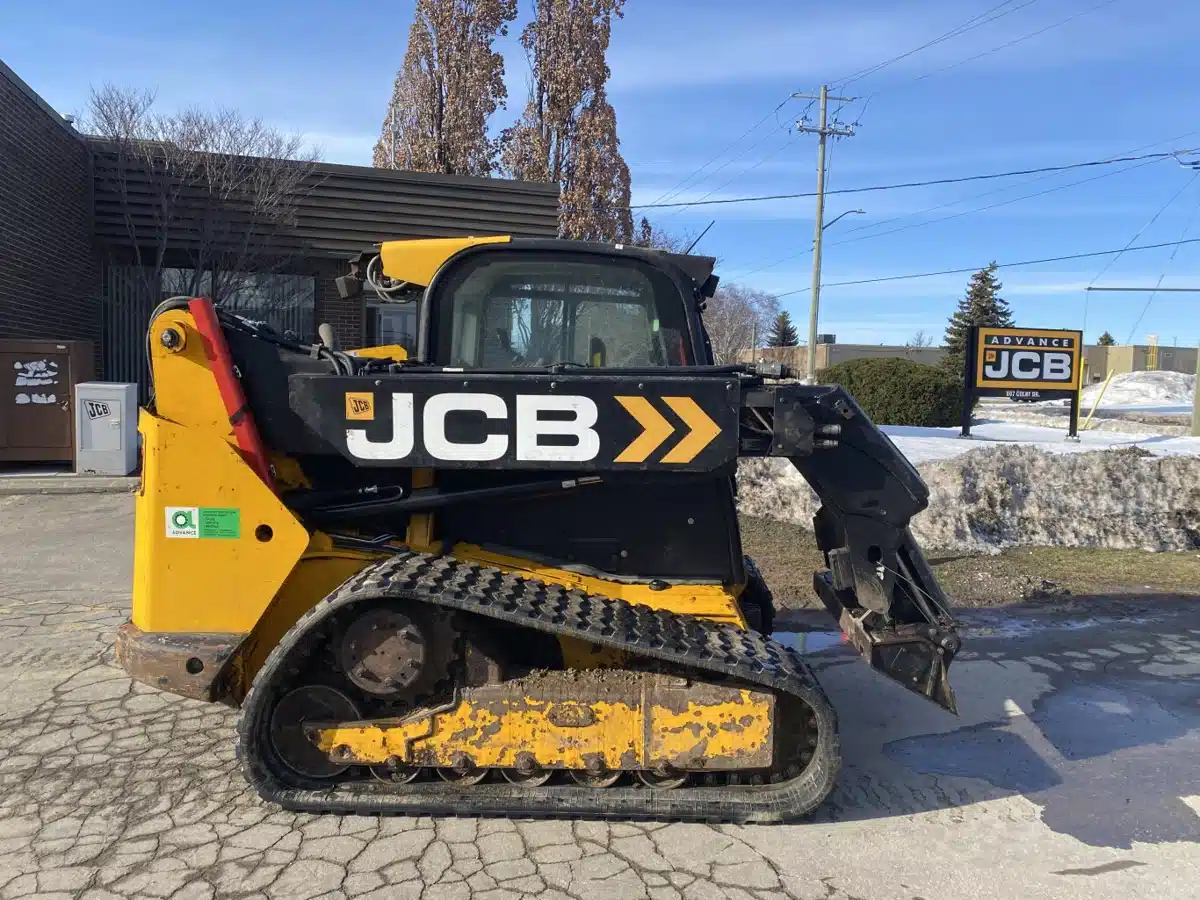 Gallery image 2 for Used 2018 JCB 3TS-8T Track Loader