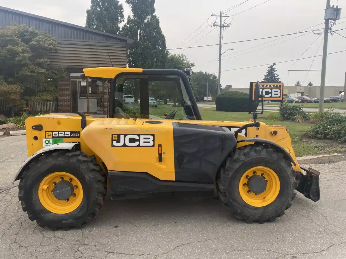 Used 2015 JCB 525-60 TeleHandler