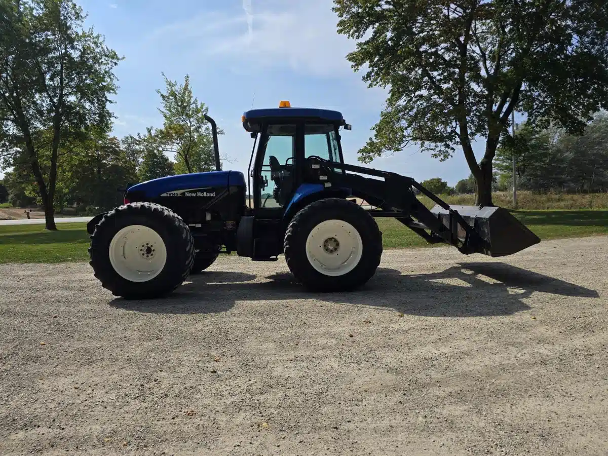 Used 2006 New Holland TV145 Tractor