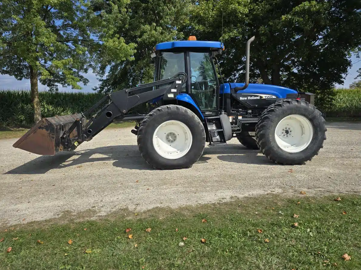 Gallery image 1 for Used 2006 New Holland TV145 Tractor