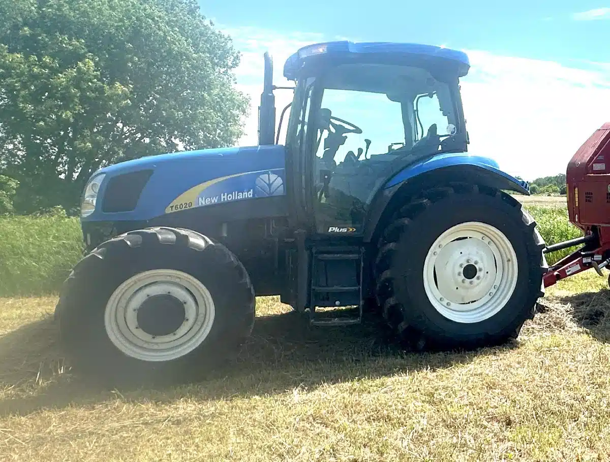 Gallery image 2 for Used 2008 New Holland T6020 Tractor