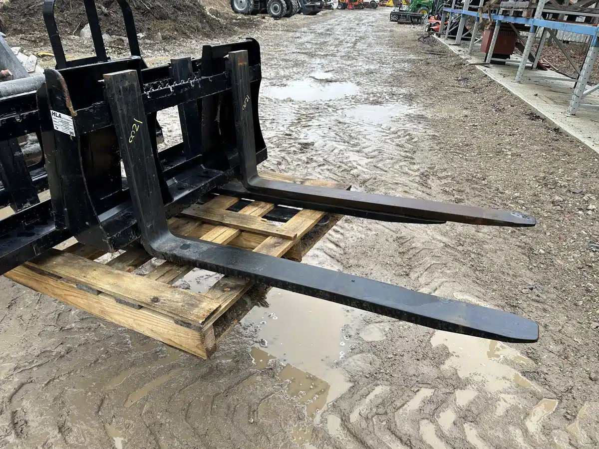 Gallery image 1 for Used 2024 HLA Attachments 48 INCH Pallet Fork