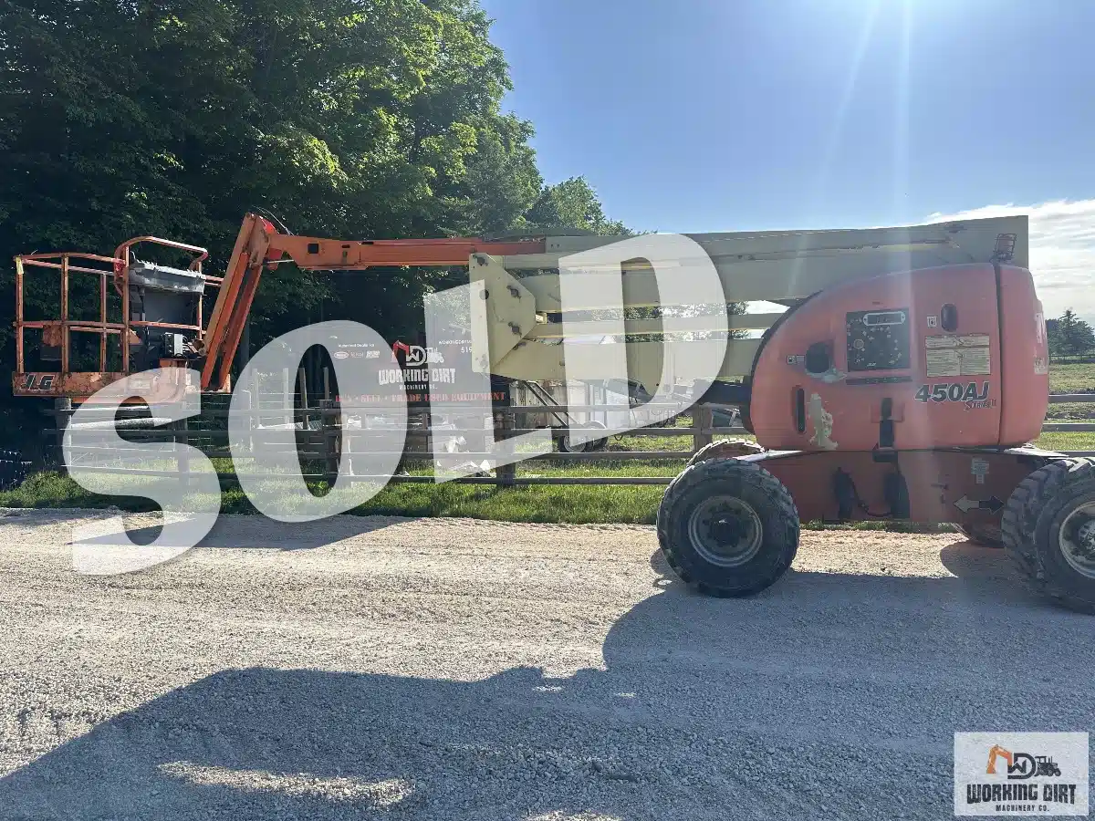 Gallery image 1 for Used 2007 JLG 450A Boom Lift