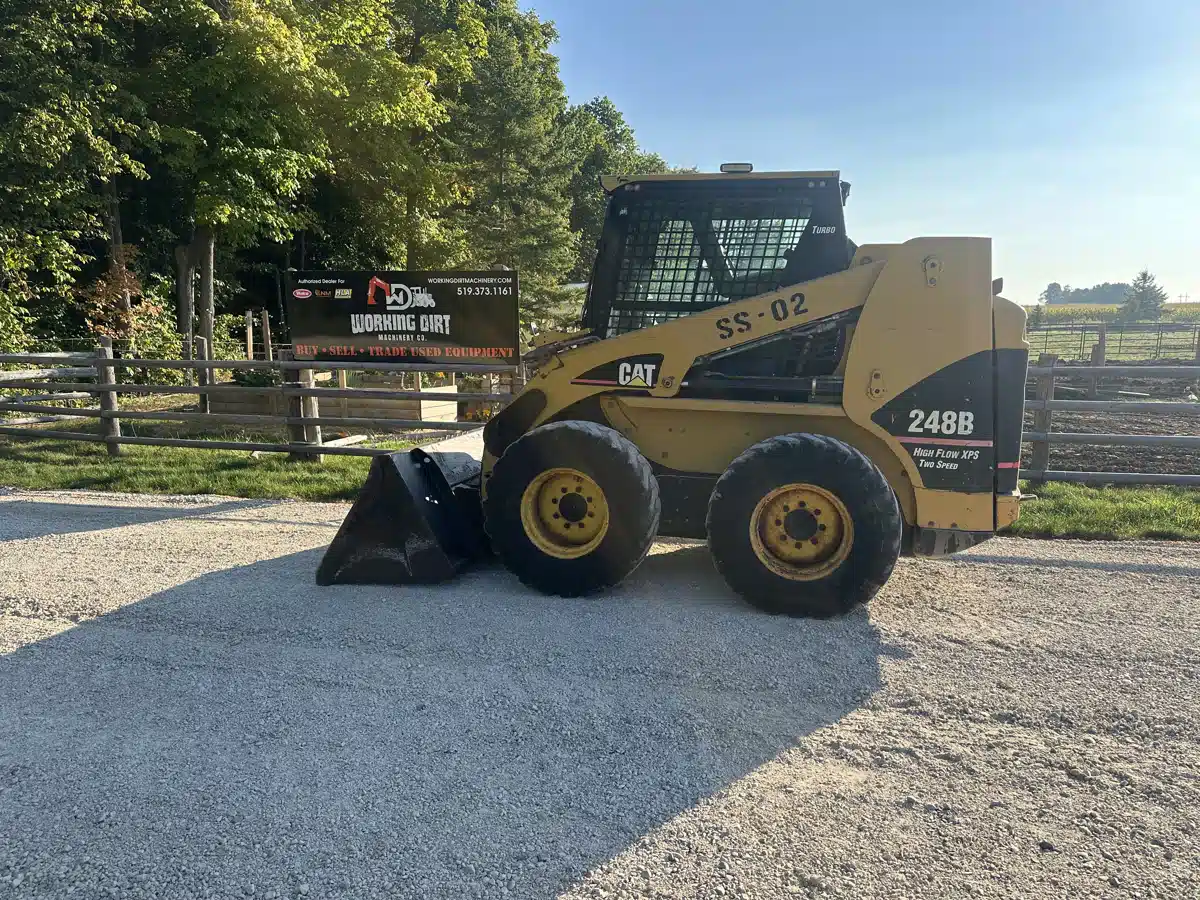 Gallery image 2 for Used 2006 Caterpillar 248 Skid Steer
