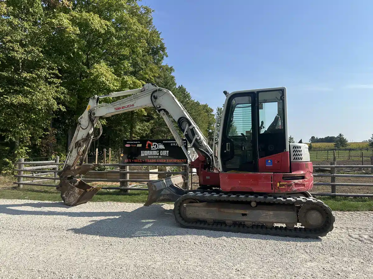 Gallery image 2 for Used 2015 Takeuchi TB280FR Excavator
