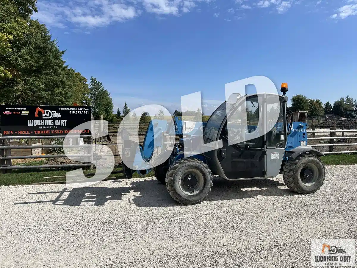 Gallery image 1 for Used 2014 Genie GTH-5519 TeleHandler