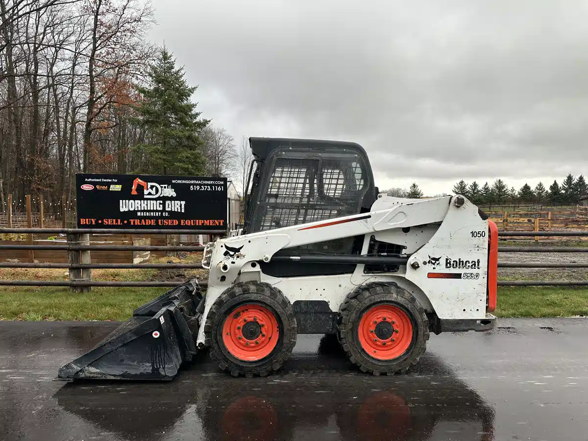 Gallery image 2 for Used 2013 Bobcat S550 Skid Steer