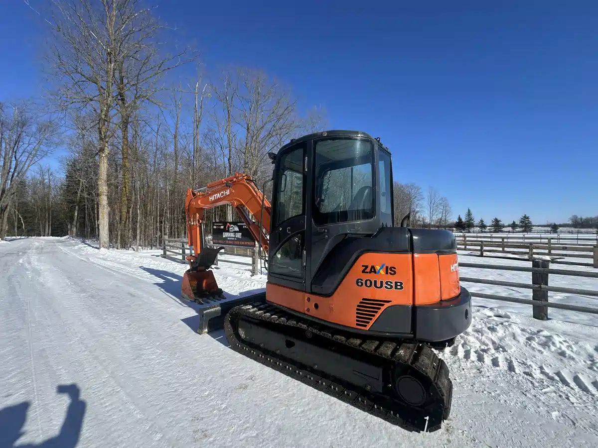 Gallery image 2 for Used 2011 Hitachi ZX60USB-3F Excavator