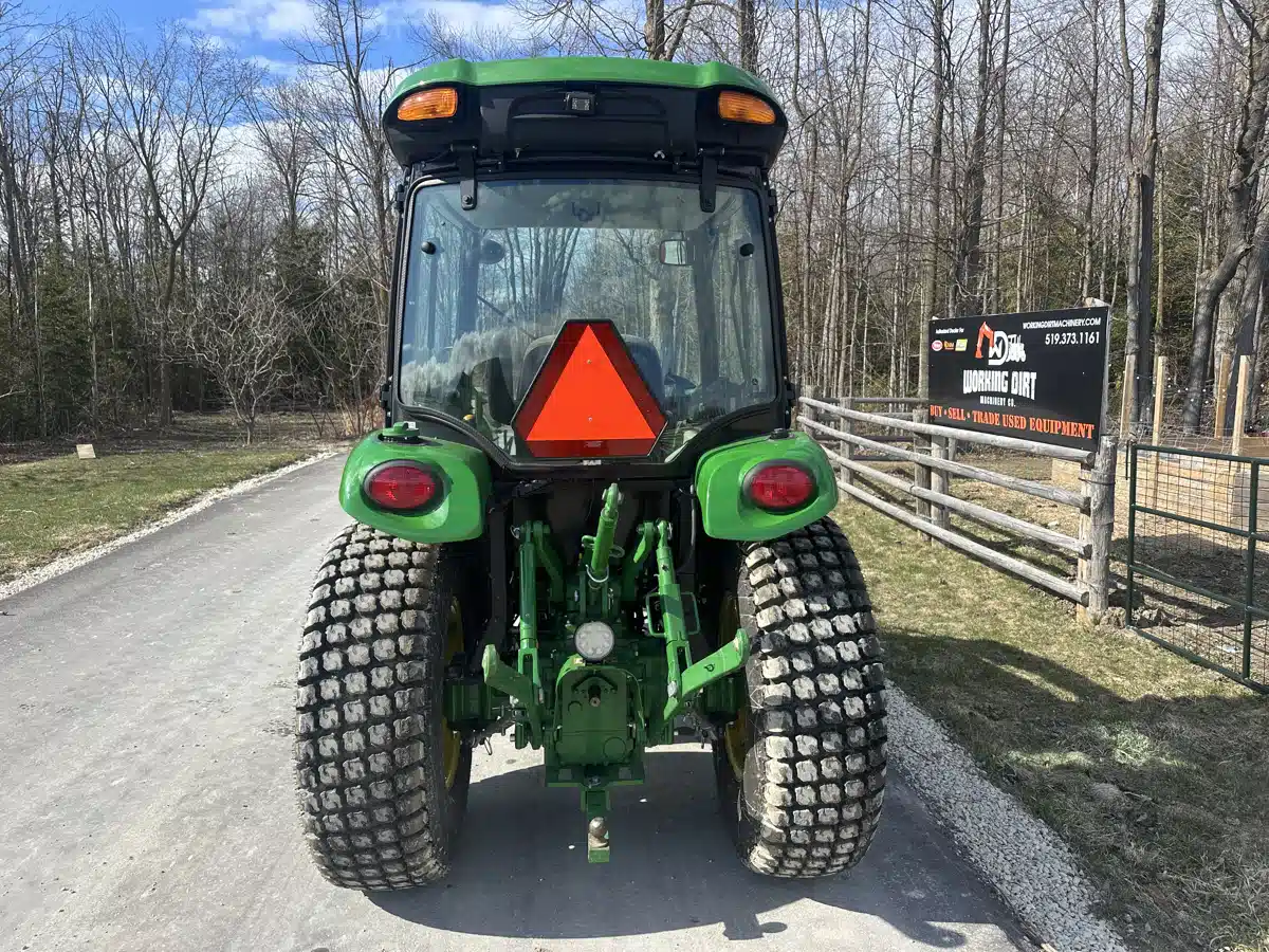 Gallery image 2 for Used 2020 John Deere 3033R Tractor