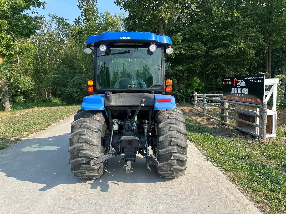 Gallery image 2 for 2011 New Holland BOOMER 3050 Tractor