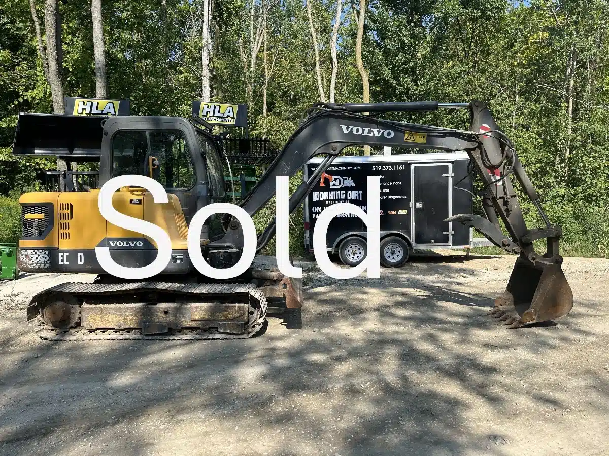 Gallery image 1 for Used 2017 Volvo EC55D Excavator