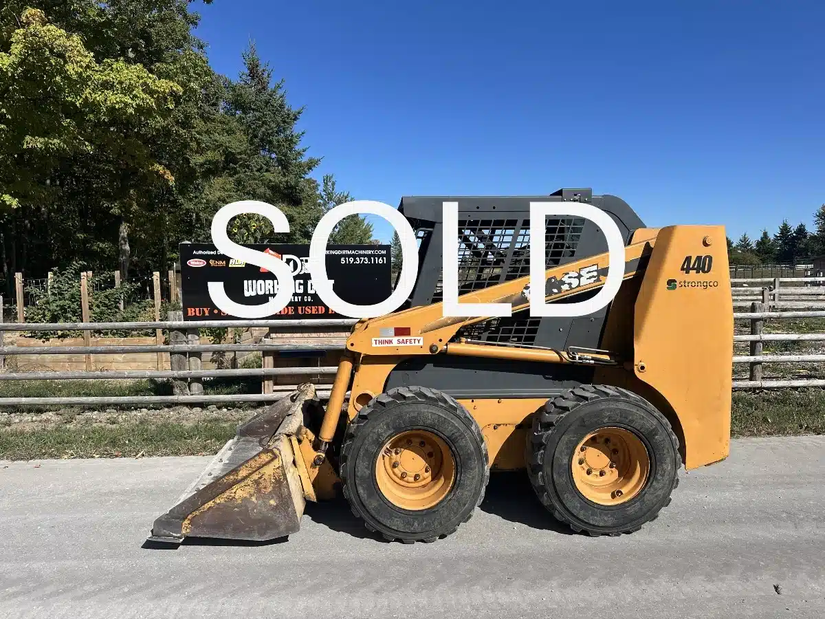 Gallery image 1 for Used 2006 Case 440 Skid Steer