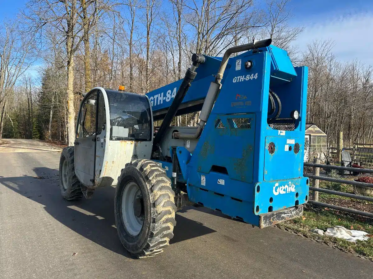 Gallery image 2 for Used 2008 Genie GTH-844 TeleHandler