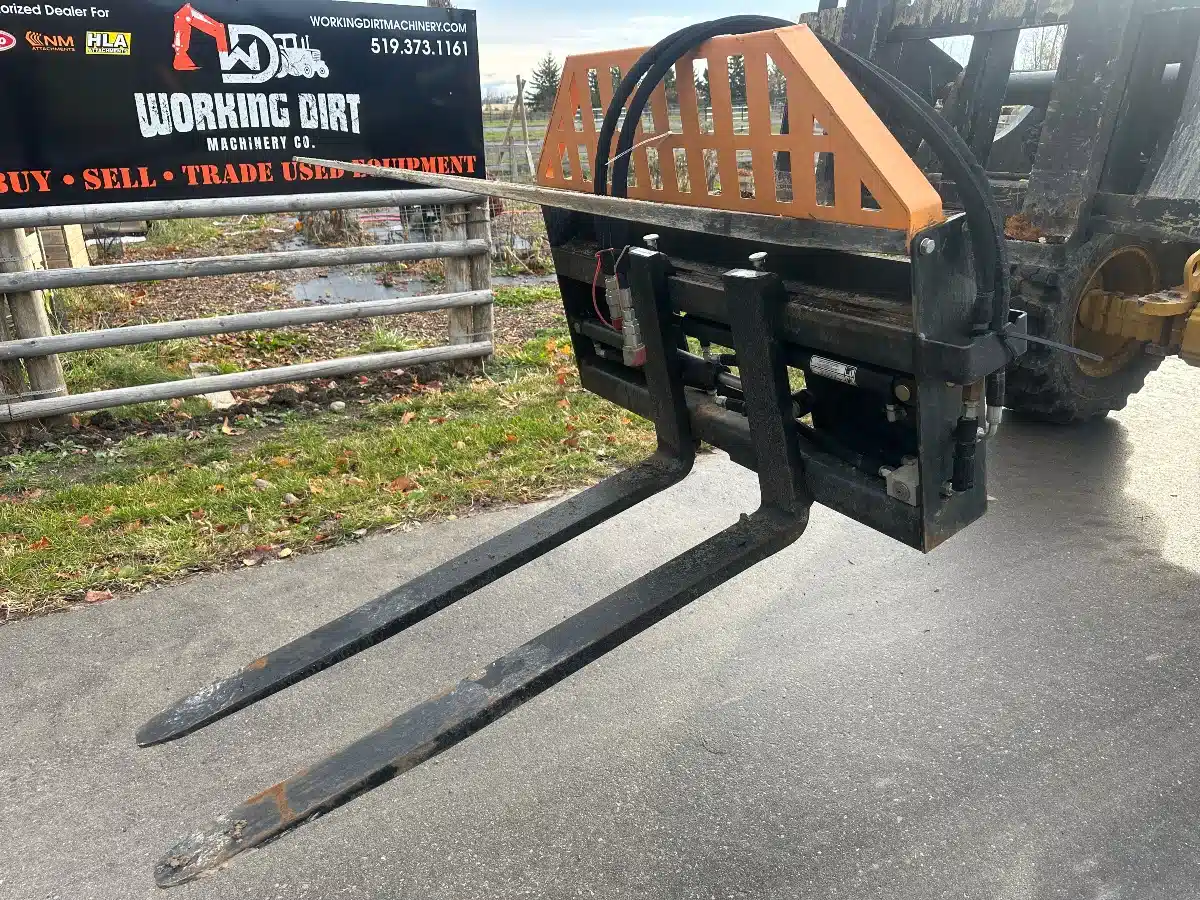 Used 2023 Wolverine PFA-11-33000 Fork