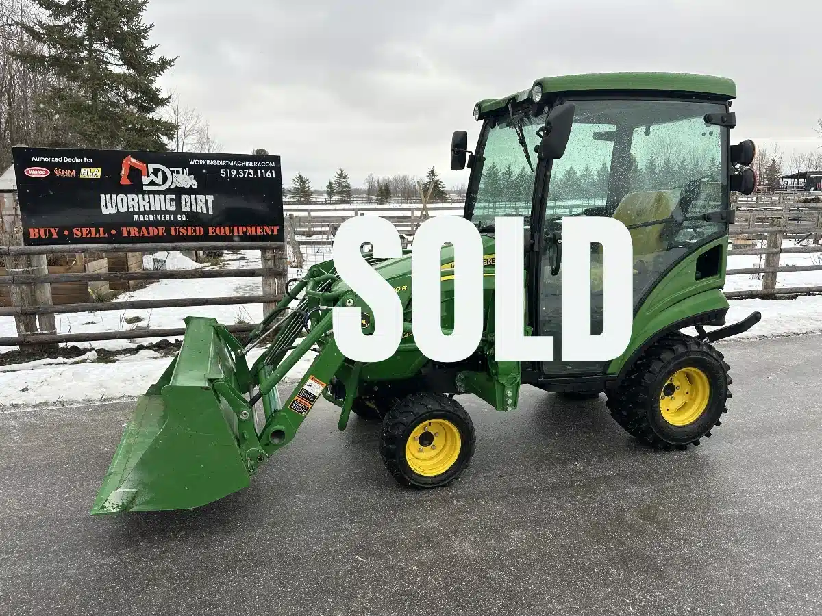 Gallery image 1 for 2021 John Deere 1025R Tractor